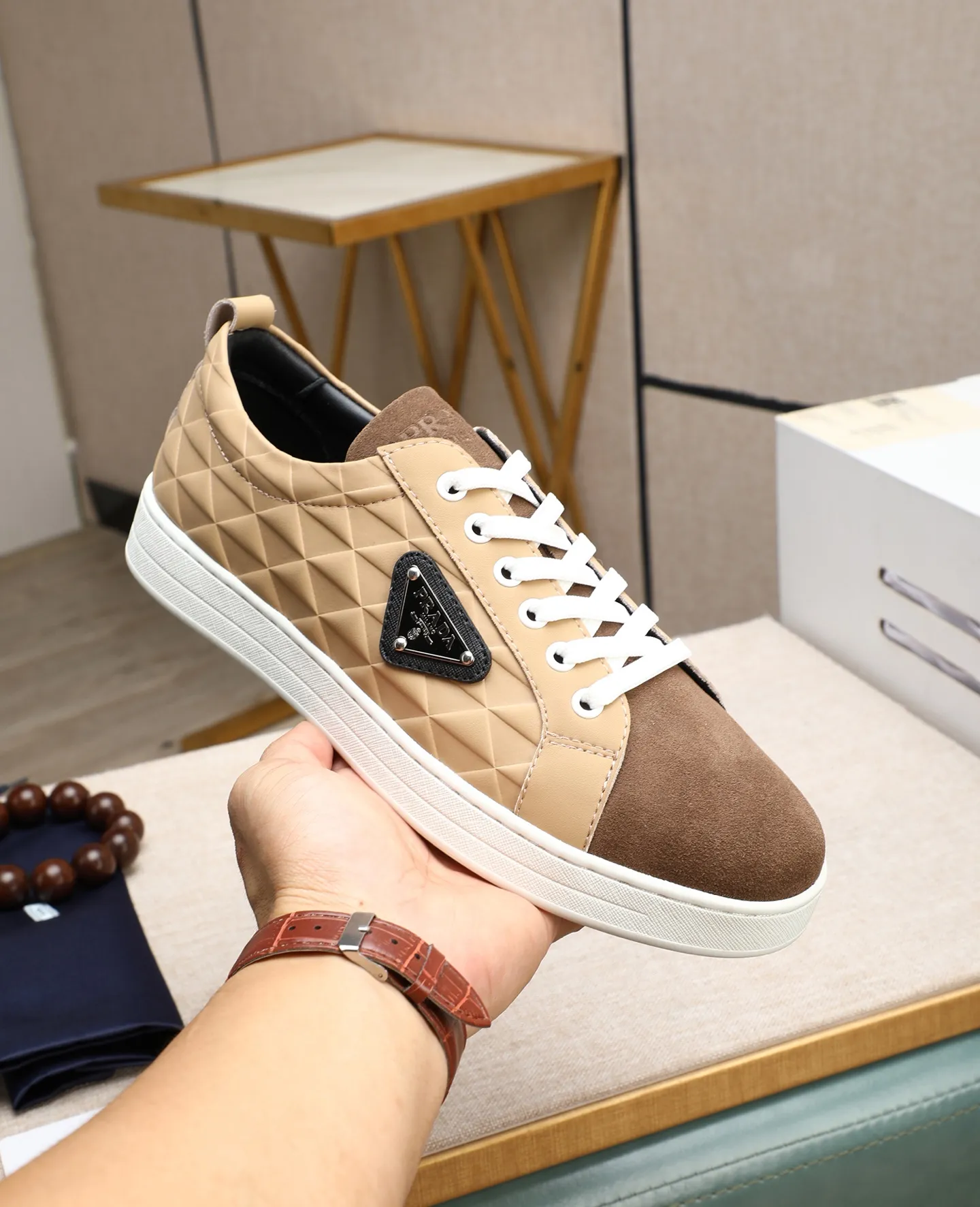Men's men's shoes💰440🌹🌹[PRADA—Prada] latest model🙈original replica! 👟👟👟Available here. The workmanship is top-notch. The upper is made of Italian 🇮🇹Imported calfskin. ❗️Breathable genuine leather lining @Suitable for travel. The original version has an enlarged engraved sole, making it suitable for all kinds of travels, showing low-key luxury. Let quality speak for itself. Color: Size: 38-44